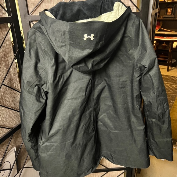 Under Armour Snow Set - Picture 4 of 7